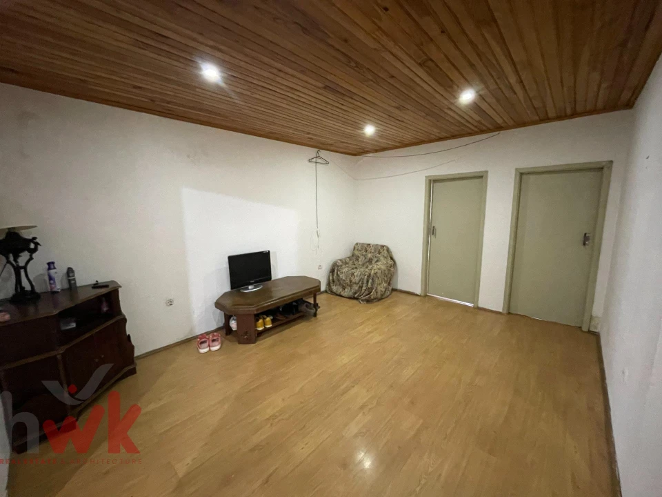 Moradia T11 para Venda em Seia, São Romão e Lapa dos Dinheiros Foto 17