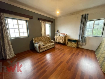 Moradia T11 para Venda em Seia, São Romão e Lapa dos Dinheiros