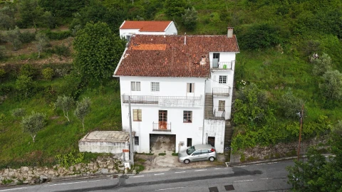 Moradia T8 para Venda em Seia, São Romão e Lapa dos Dinheiros