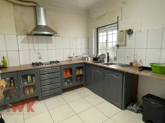 Moradia T11 para Venda em Seia, São Romão e Lapa dos Dinheiros Foto 17