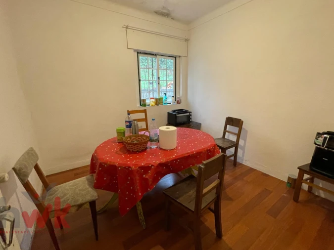Moradia T8 para Venda em Seia, São Romão e Lapa dos Dinheiros Foto 13