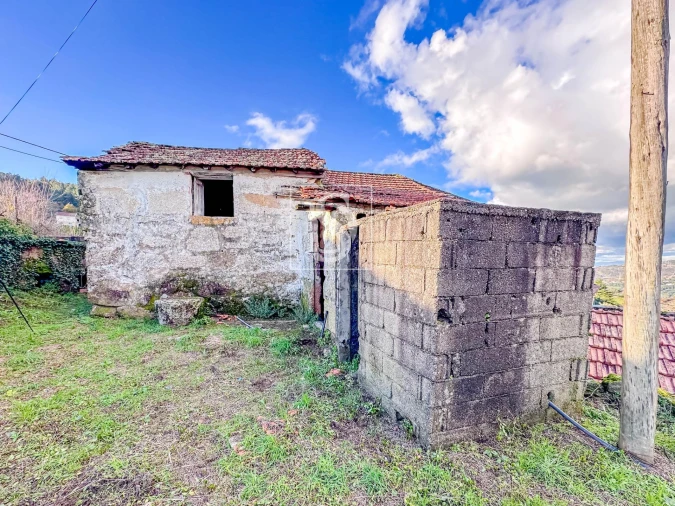 Moradia T2 para Venda em Paredes de Viadores e Manhuncelos Foto 39