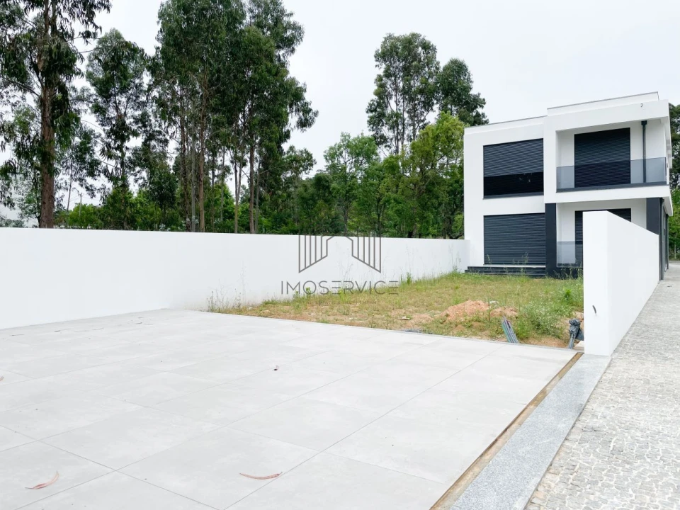 Moradia T4 para Venda em Anta e Guetim Foto 6