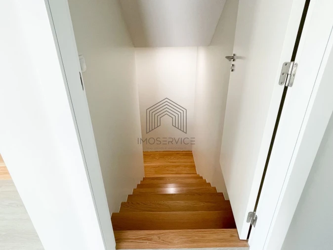 Moradia T4 para Venda em Anta e Guetim Foto 34