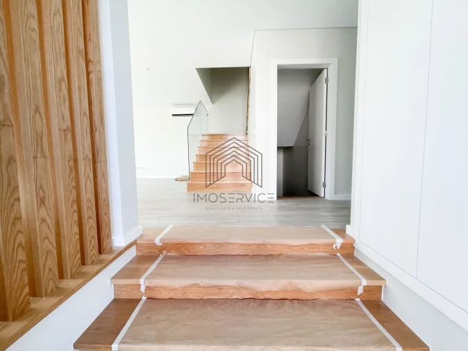 Moradia T4 para Venda em Anta e Guetim Foto 12