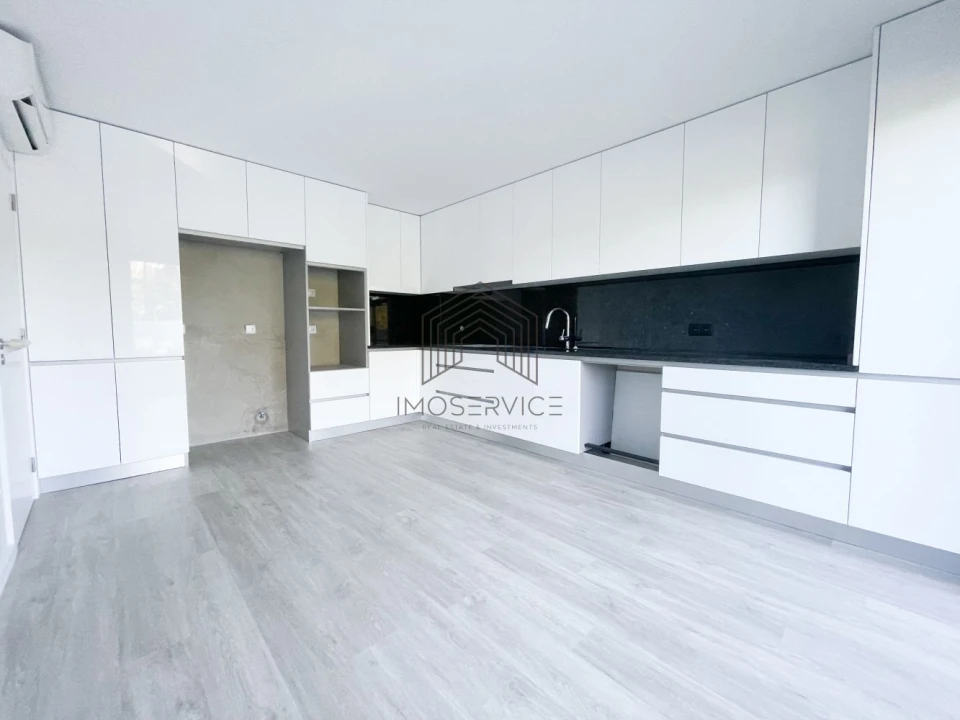 Moradia T4 para Venda em Anta e Guetim Foto 14