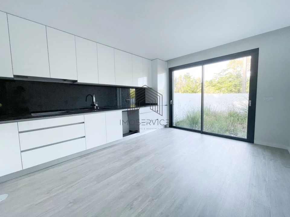 Moradia T4 para Venda em Anta e Guetim Foto 15