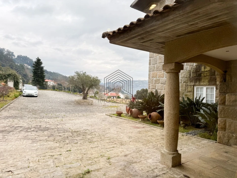 Moradia T4 para Venda em Alpendorada, Várzea e Torrão Foto 11