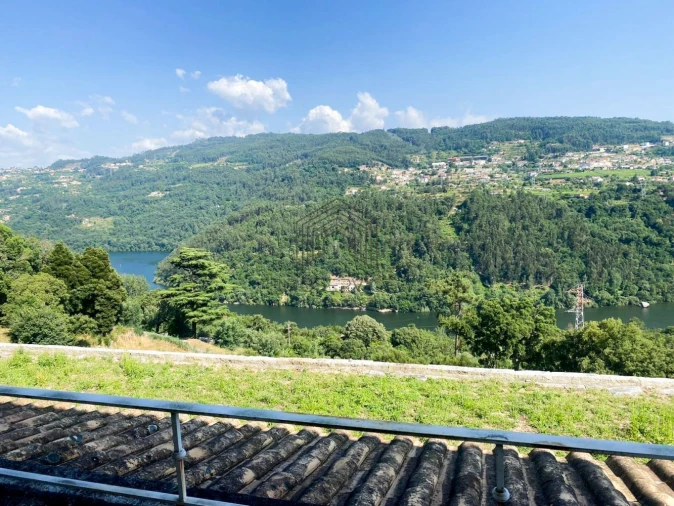 Moradia T4 para Venda em Alpendorada, Várzea e Torrão