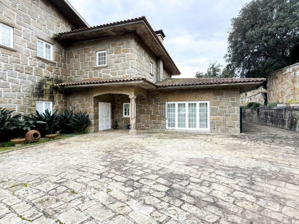 Moradia T4 para Venda em Alpendorada, Várzea e Torrão Foto 7