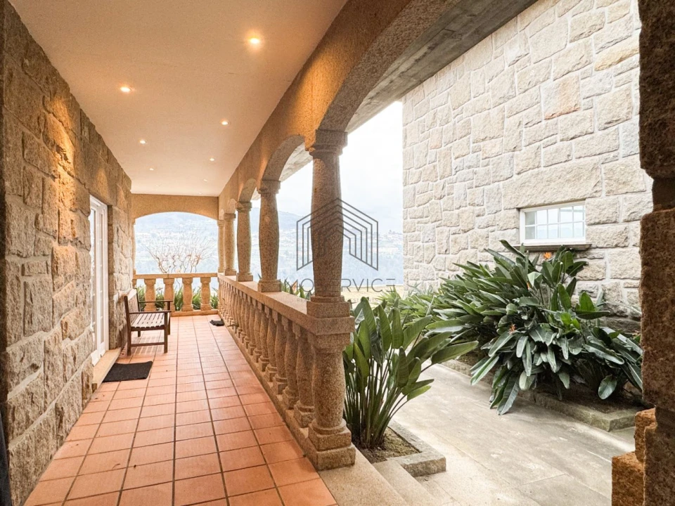 Moradia T4 para Venda em Alpendorada, Várzea e Torrão Foto 9