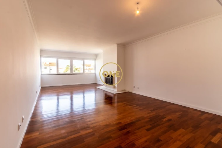 Apartamento T3 para Arrendamento em Cascais e Estoril