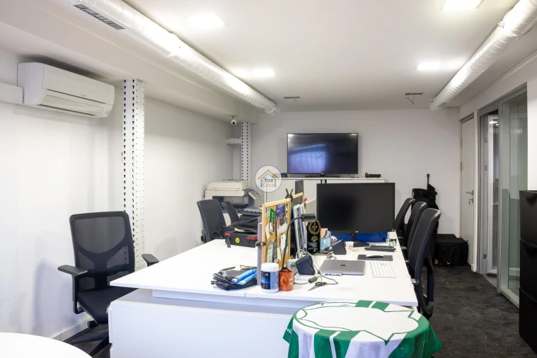 Armazém para Venda em Pedrouços Foto 21