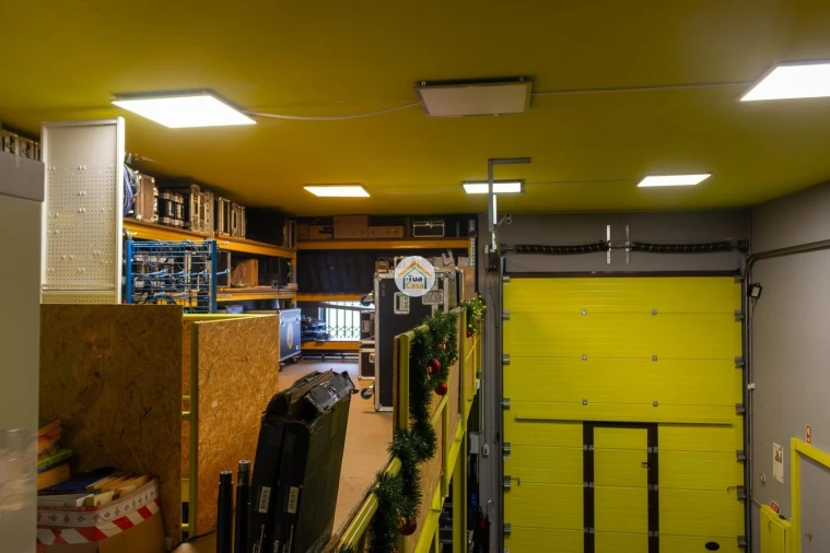 Armazém para Venda em Pedrouços Foto 2