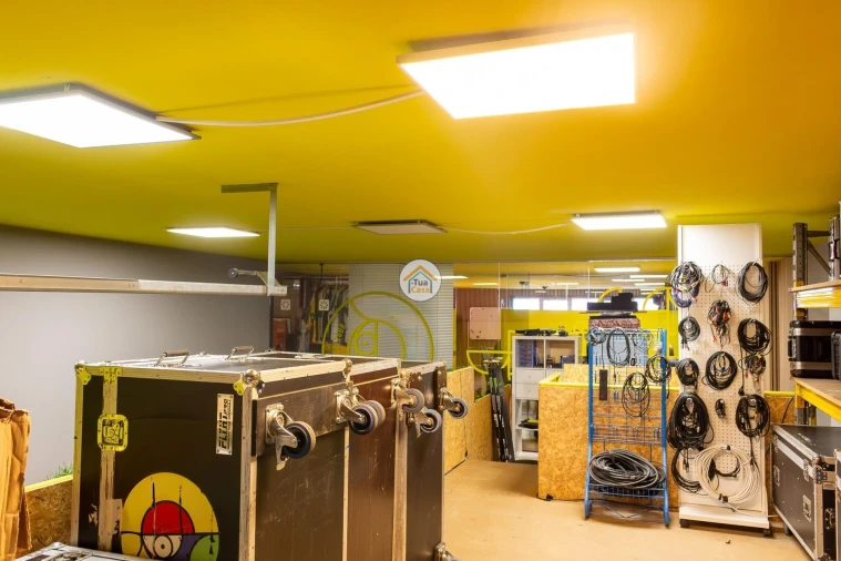 Armazém para Venda em Pedrouços Foto 6