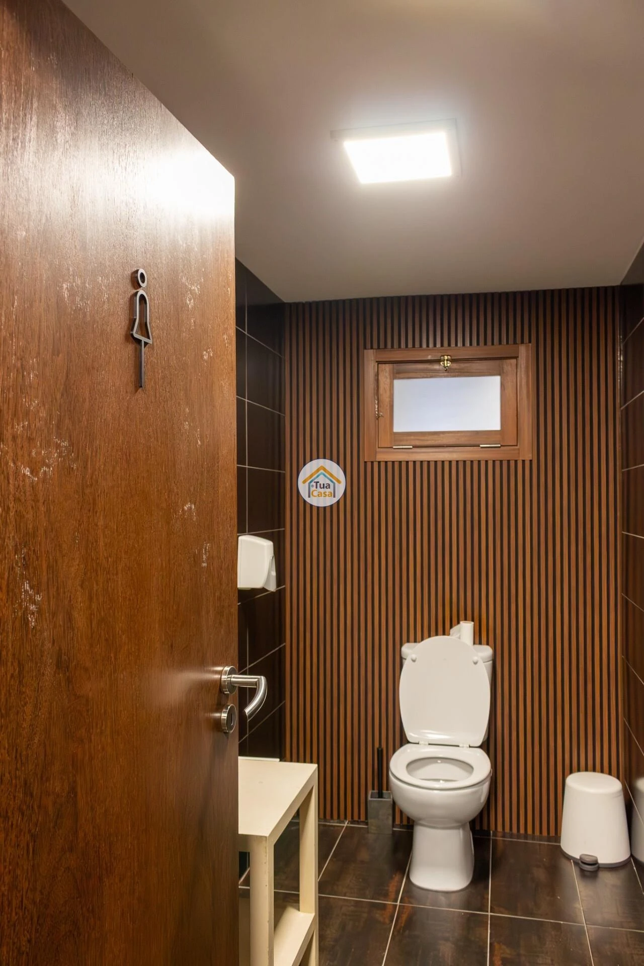 Armazém para Venda em Pedrouços Foto 24