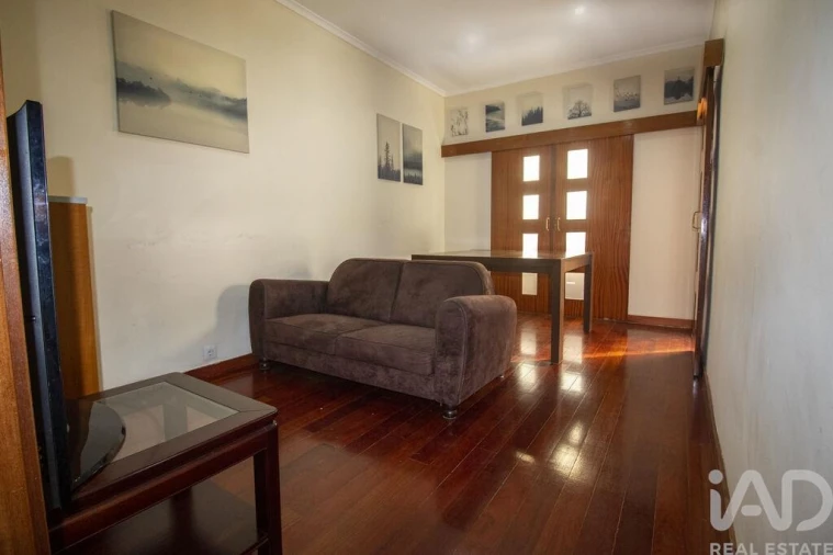 Apartamento T2 para Venda em Paranhos Foto 2