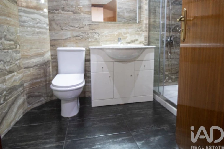 Apartamento T2 para Venda em Paranhos Foto 12