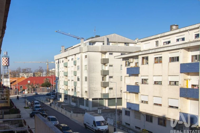 Apartamento T2 para Venda em Paranhos Foto 22