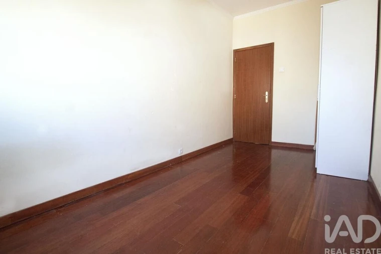 Apartamento T2 para Venda em Paranhos Foto 19