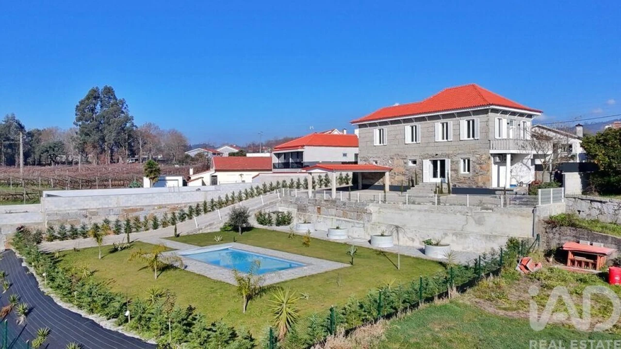 Moradia T5 para Venda em Macieira da Lixa e Caramos Foto 30