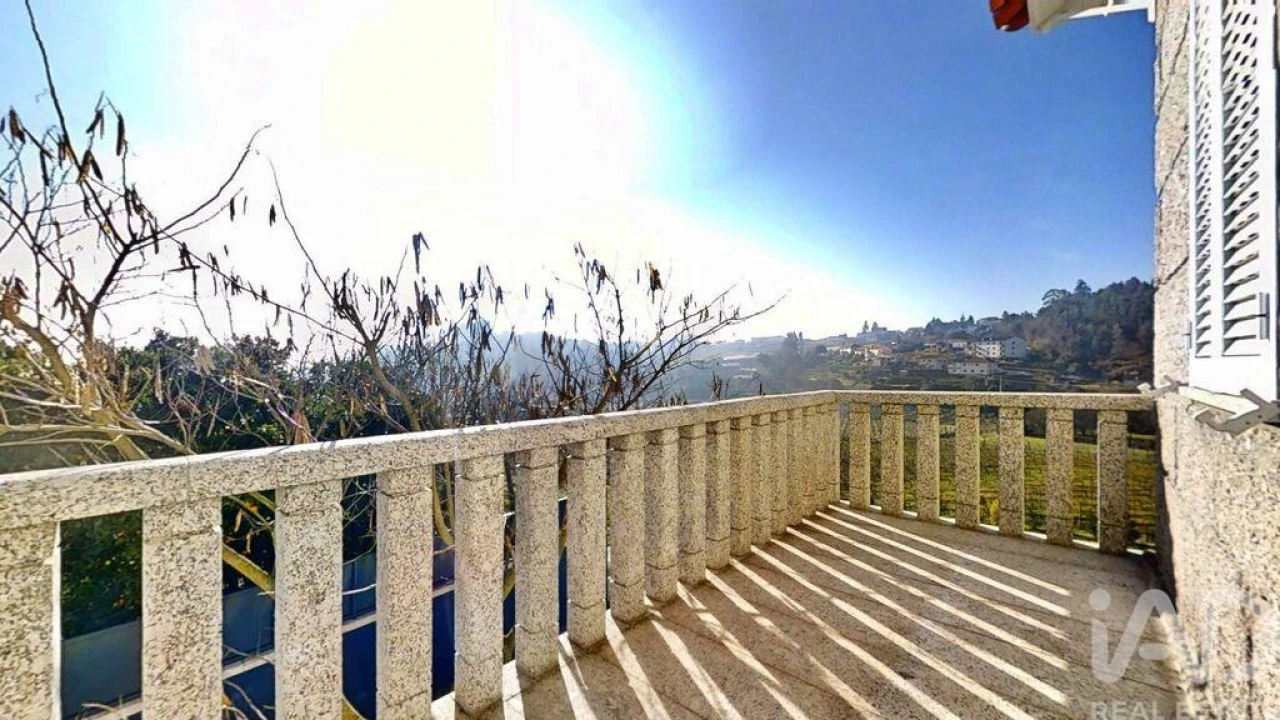 Moradia T5 para Venda em Macieira da Lixa e Caramos Foto 27