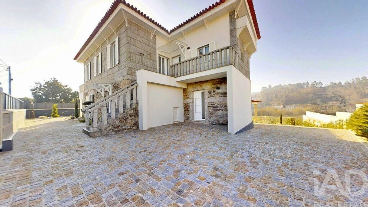 Moradia T5 para Venda em Macieira da Lixa e Caramos Foto 4