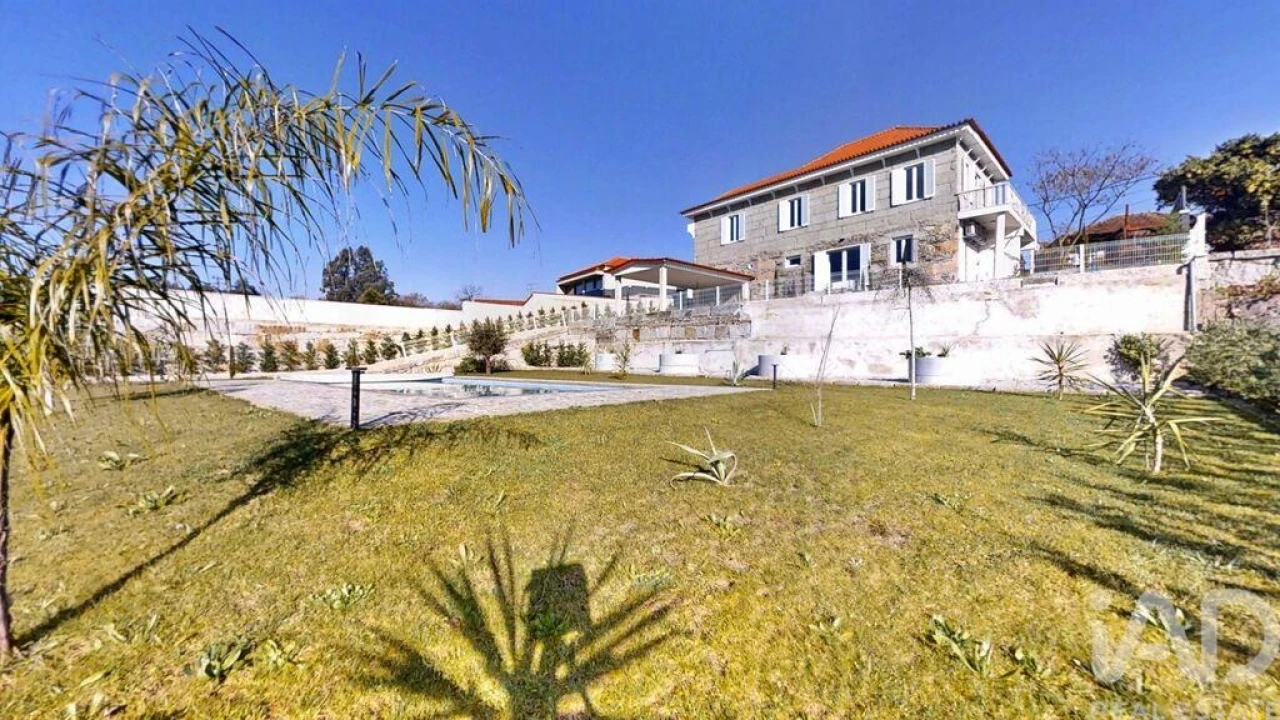 Moradia T5 para Venda em Macieira da Lixa e Caramos Foto 3