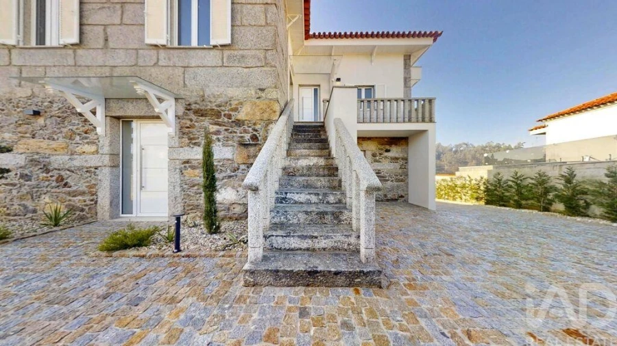 Moradia T5 para Venda em Macieira da Lixa e Caramos Foto 5