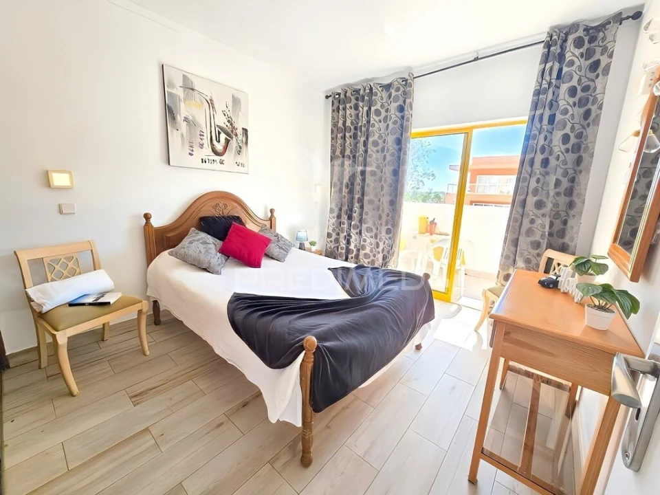 Apartamento T2 para Venda em Portimão Foto 14