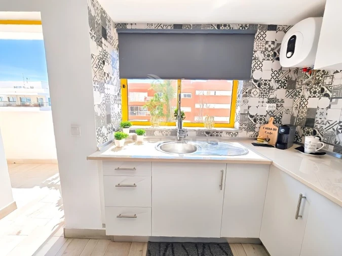 Apartamento T2 para Venda em Portimão Foto 3