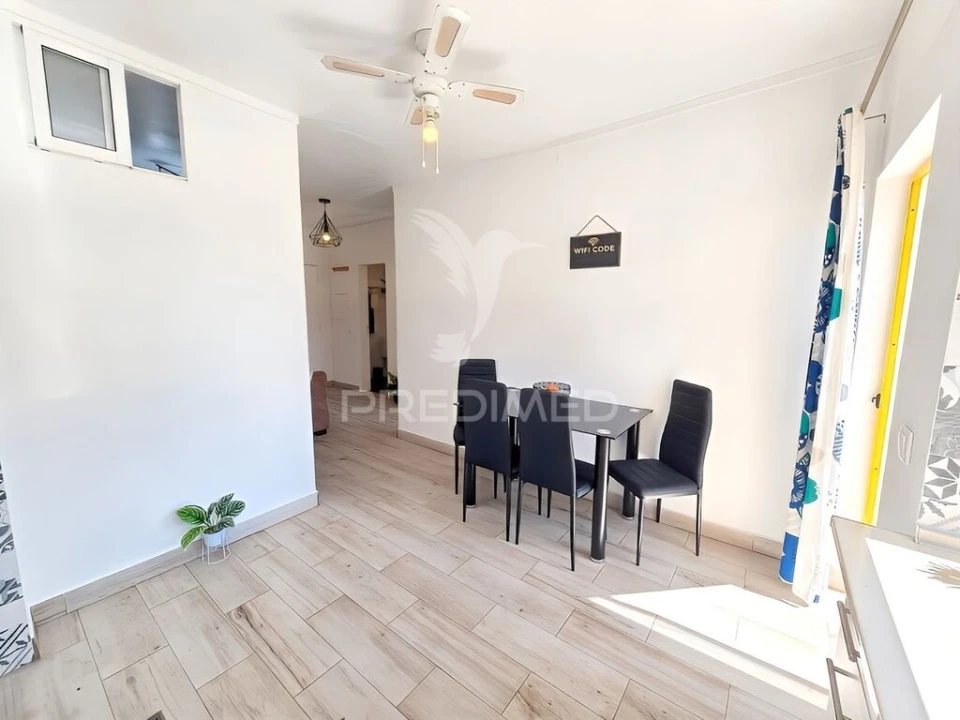 Apartamento T2 para Venda em Portimão Foto 11