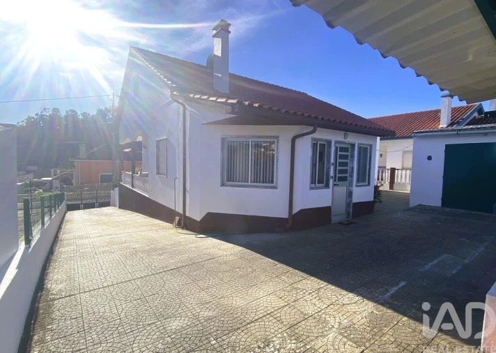 Moradia T3 para Venda em Carnota Foto 6