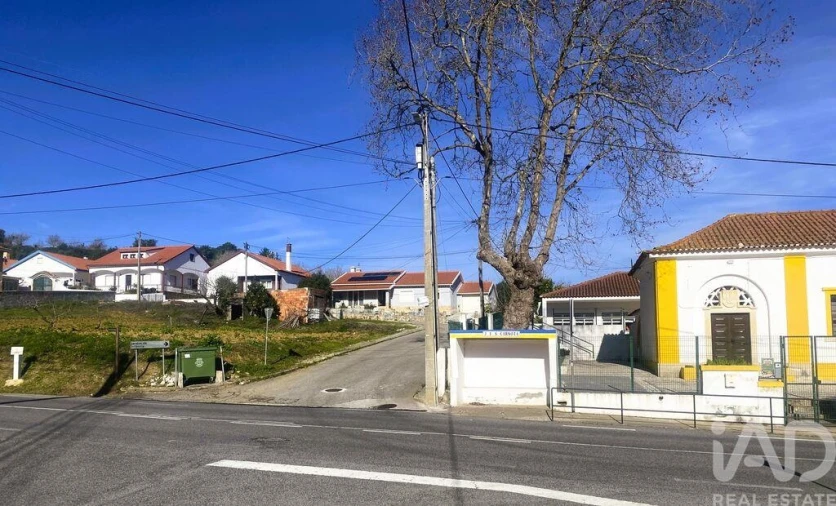 Moradia T3 para Venda em Carnota Foto 4