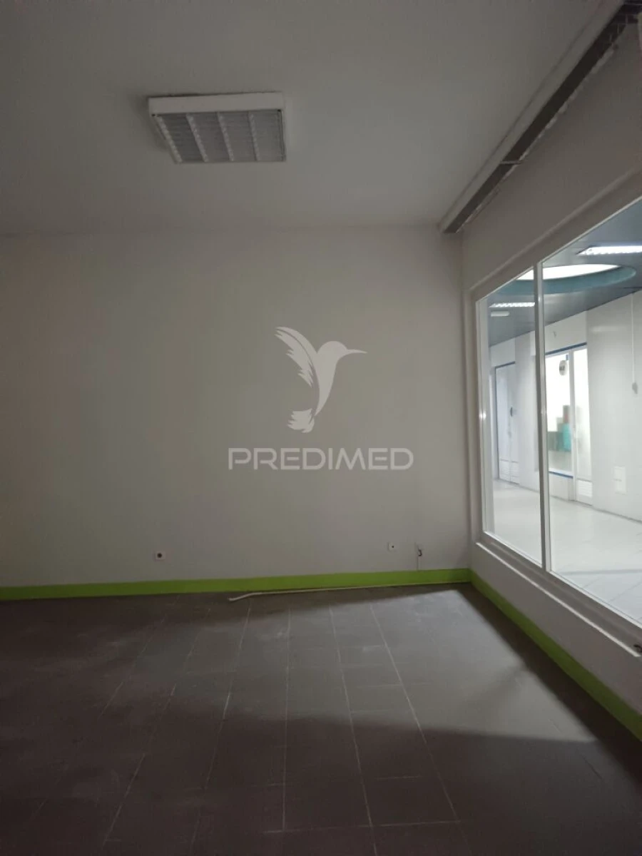 Loja para Venda em Ribeira de Nisa e Carreiras Foto 12