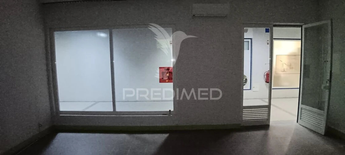 Loja para Venda em Ribeira de Nisa e Carreiras Foto 11