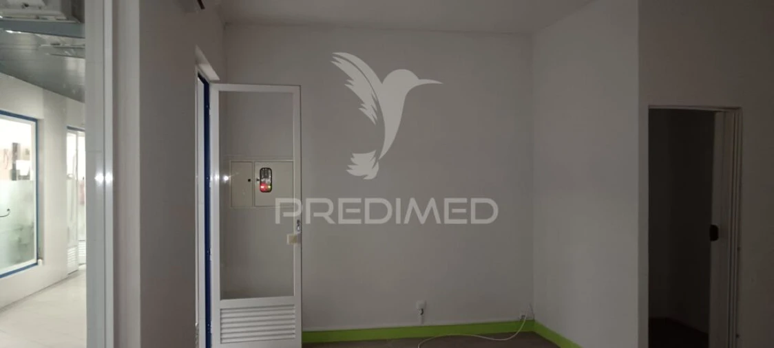 Loja para Venda em Ribeira de Nisa e Carreiras Foto 9