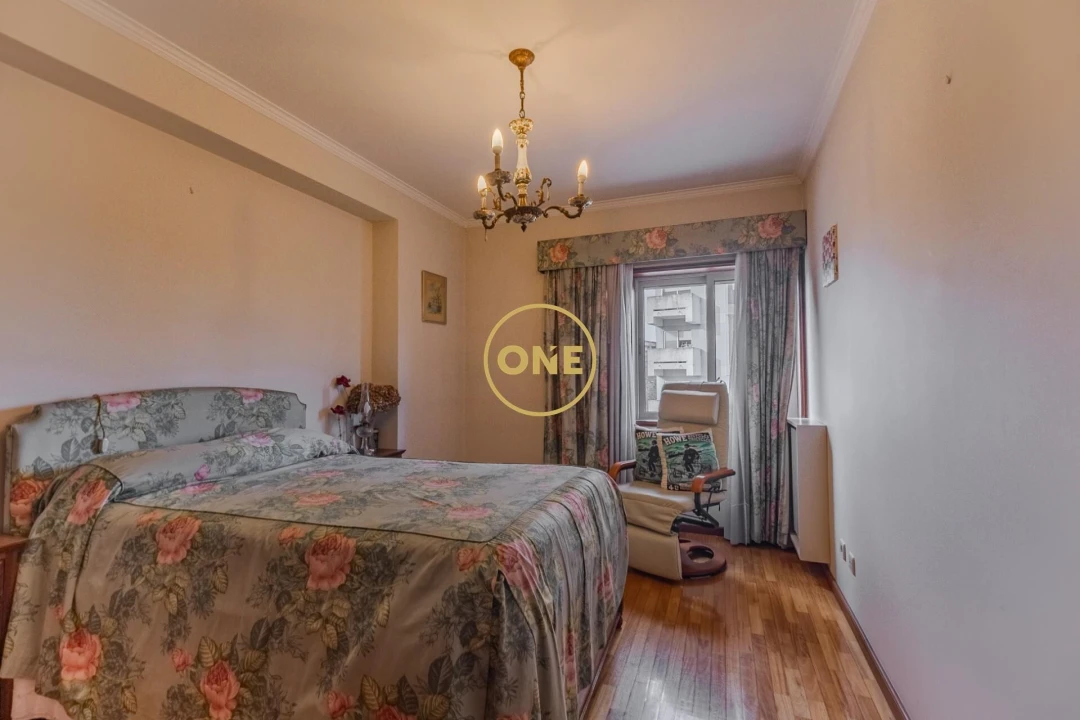 Apartamento T5 para Venda em Santo Tirso, Couto (Santa Cristina e São Miguel) e Burgães Foto 12