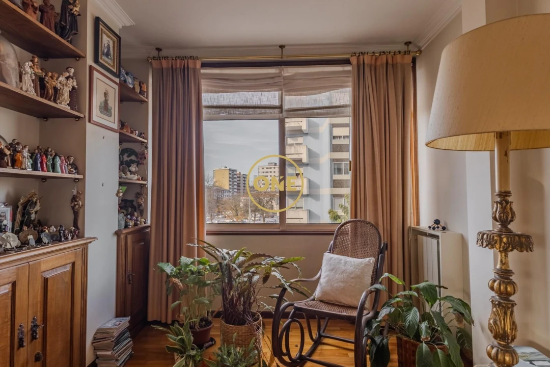 Apartamento T5 para Venda em Santo Tirso, Couto (Santa Cristina e São Miguel) e Burgães Foto 11