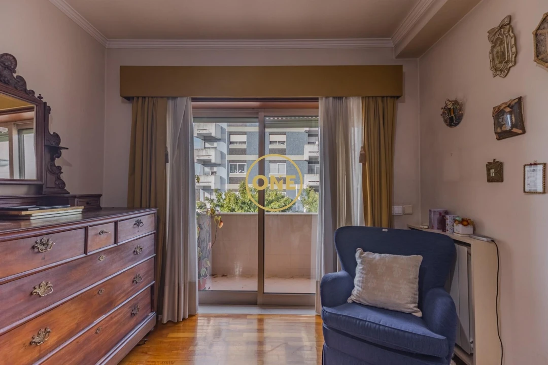 Apartamento T5 para Venda em Santo Tirso, Couto (Santa Cristina e São Miguel) e Burgães Foto 17