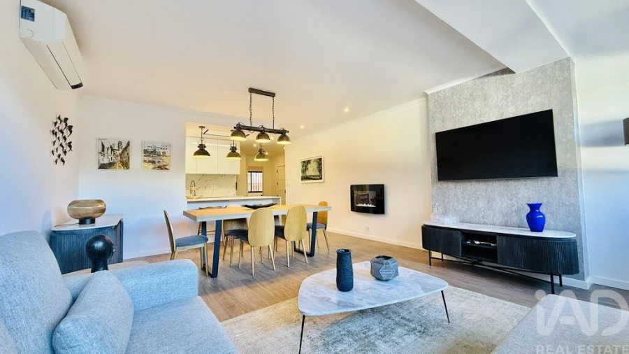 Apartamento T2 para Venda em Cascais e Estoril Foto 3