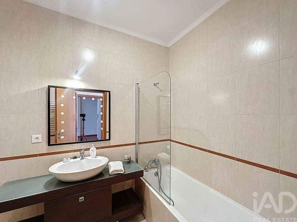 Moradia T2 para Venda em São Felix da Marinha Foto 12