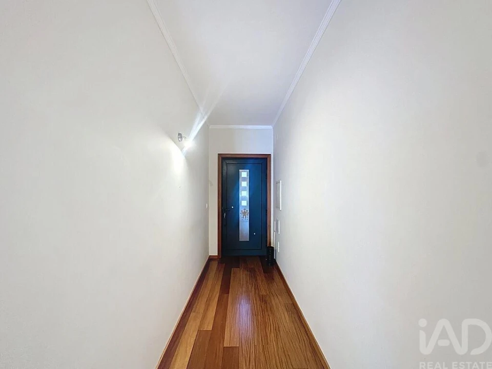 Moradia T2 para Venda em São Felix da Marinha Foto 5