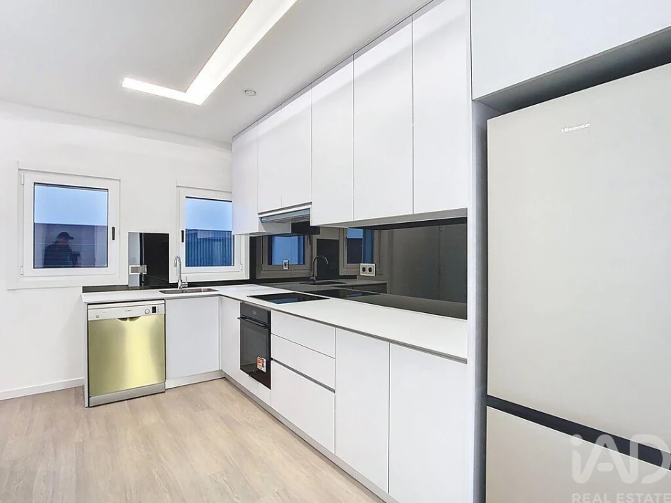 Apartamento para Venda em Arrimal e Mendiga Foto 2