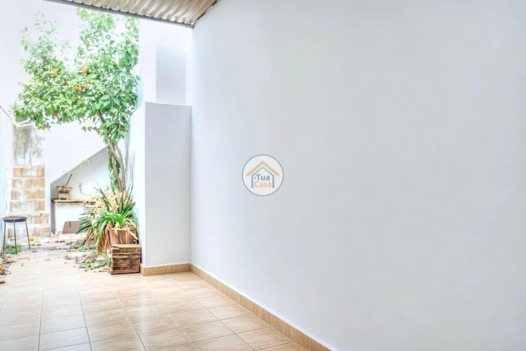 Moradia T1 para Venda em Olhão Foto 21