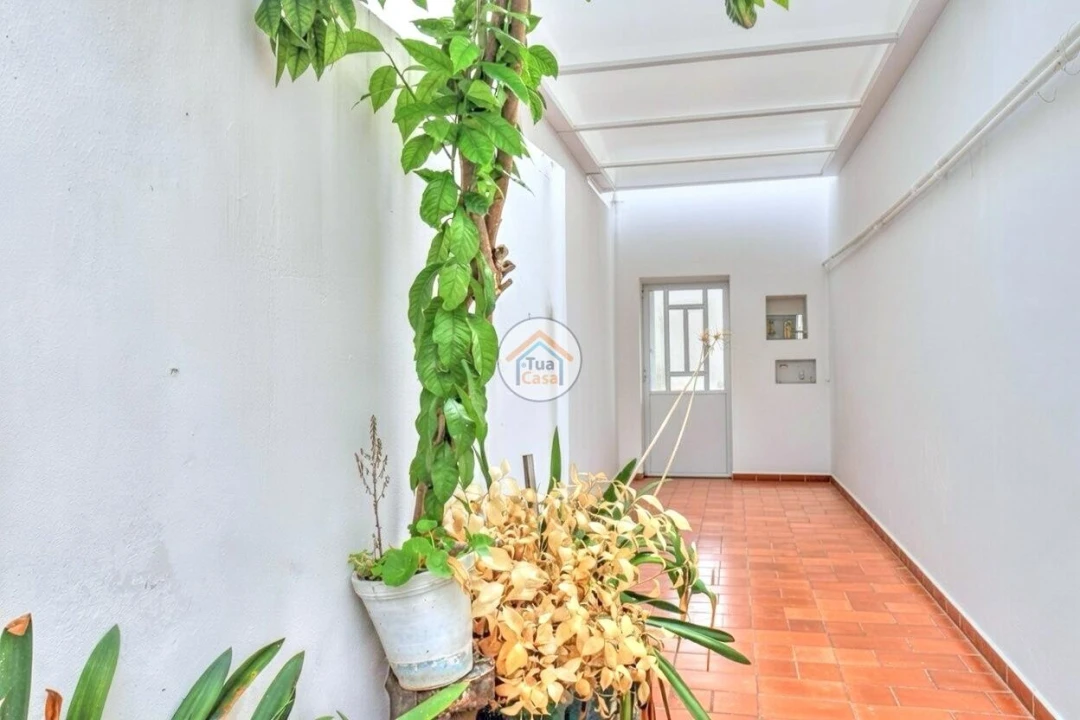 Moradia T1 para Venda em Olhão Foto 20