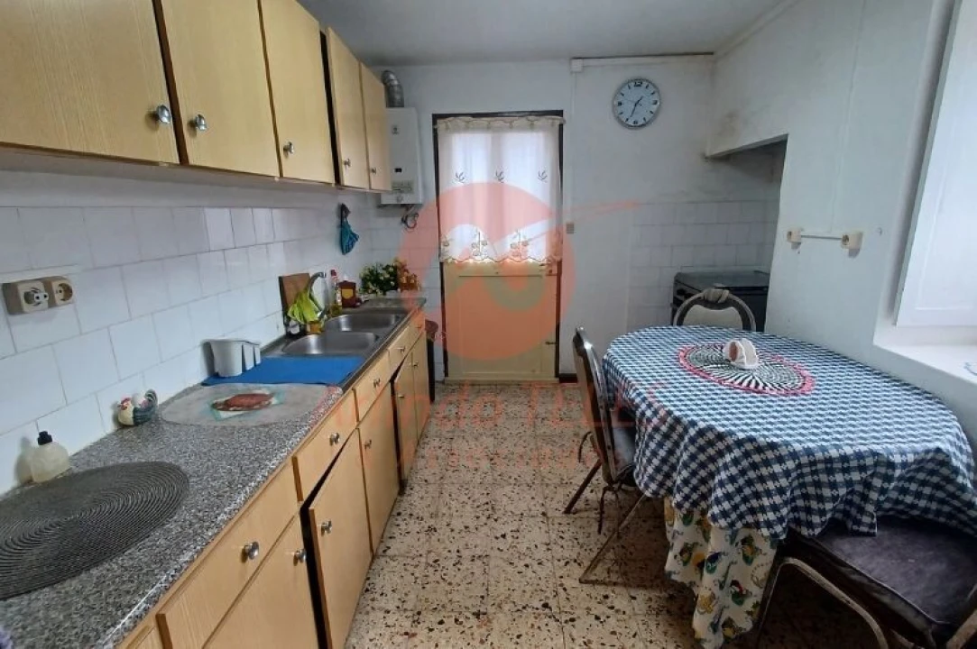 Moradia T3 para Venda em Santo Amaro Foto 16