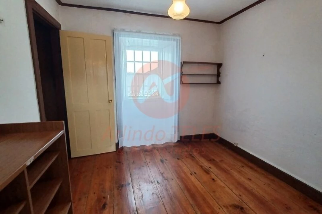 Moradia T3 para Venda em Santo Amaro Foto 15