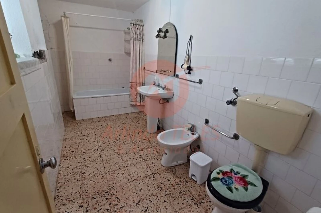 Moradia T3 para Venda em Santo Amaro Foto 21