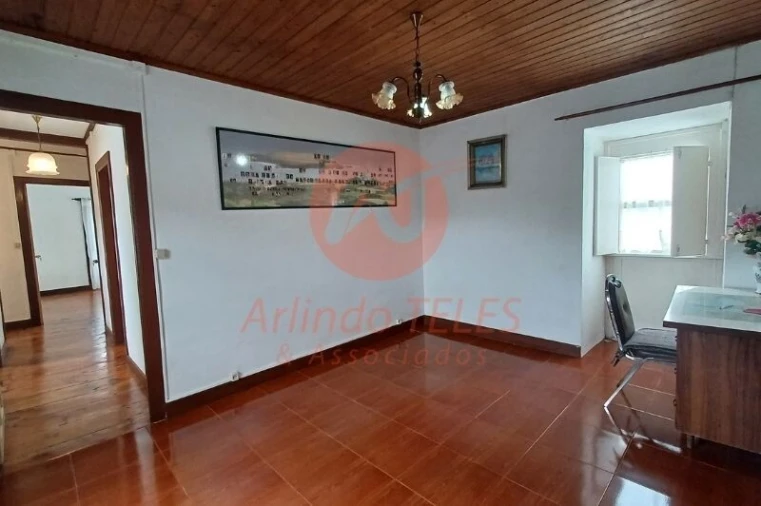 Moradia T3 para Venda em Santo Amaro Foto 23